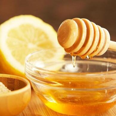 轻松美容蜂蜜七种用法，怎样使用蜂蜜美容更佳呢?