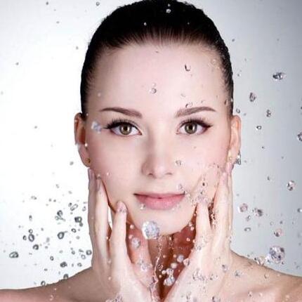 皮肤的日常护理流程，不要以为洗把脸就完事儿了