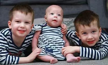 三胎家庭的真实感受，三胎小孩之间年龄差距多少合适
